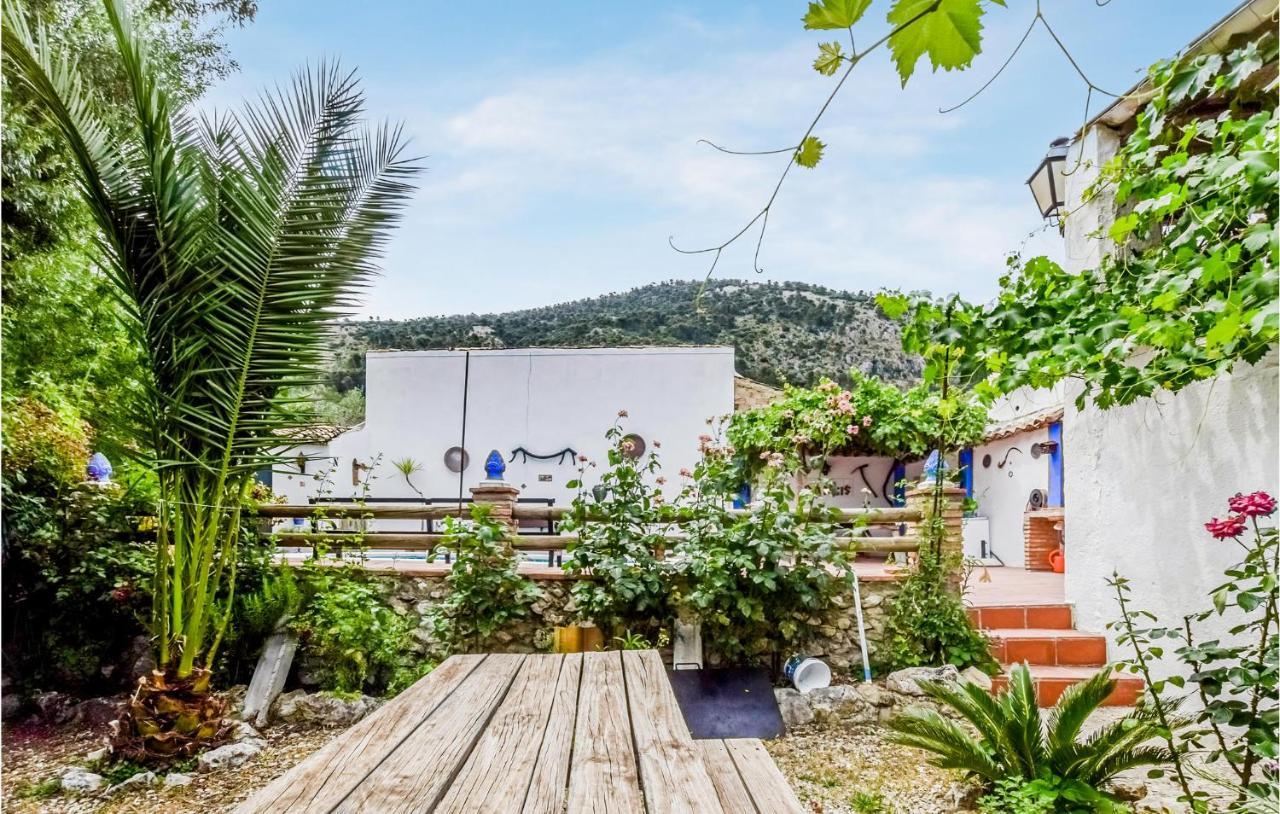 3 Bedroom Awesome Home In 루테 외부 사진