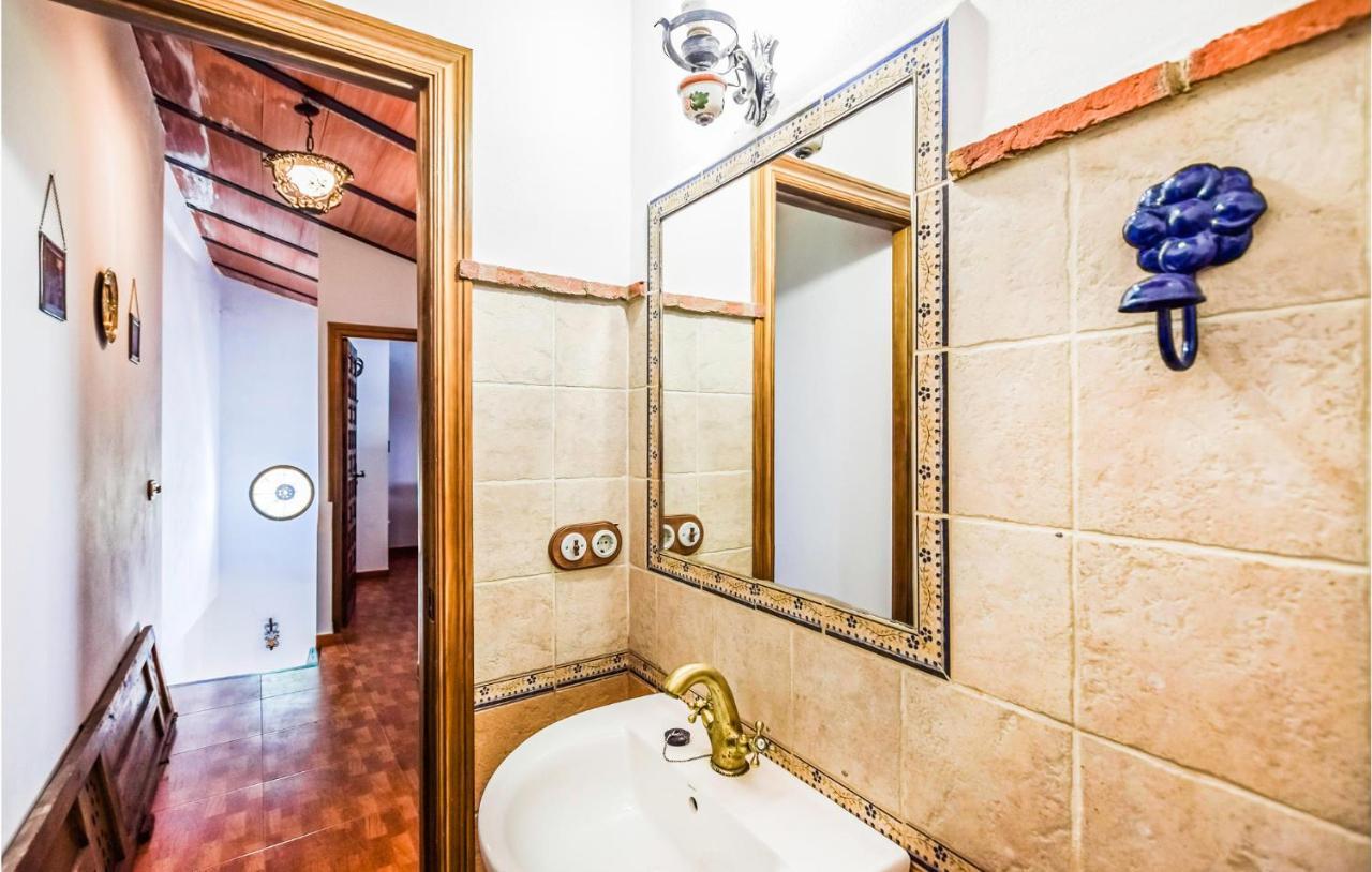 3 Bedroom Awesome Home In 루테 외부 사진