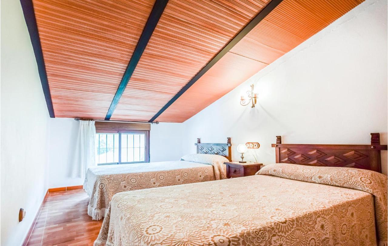 3 Bedroom Awesome Home In 루테 외부 사진